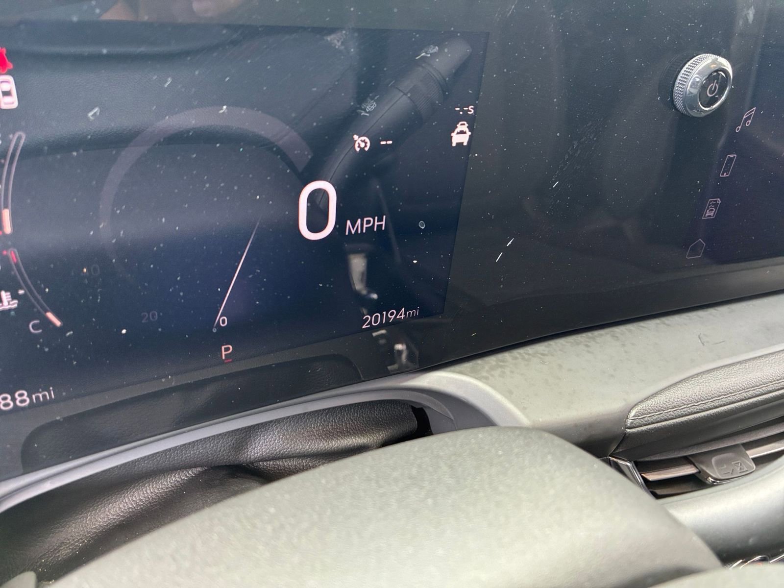 Used 2025 Buick Encore GX Preferred image 39