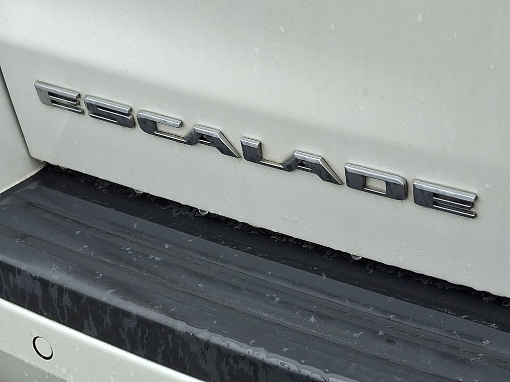 Used 2020 Cadillac Escalade ESV Luxury AWD/4WD image 5