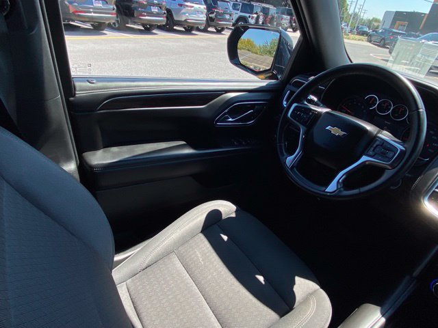 Used 2023 Chevrolet Suburban LS AWD/4WD image 24