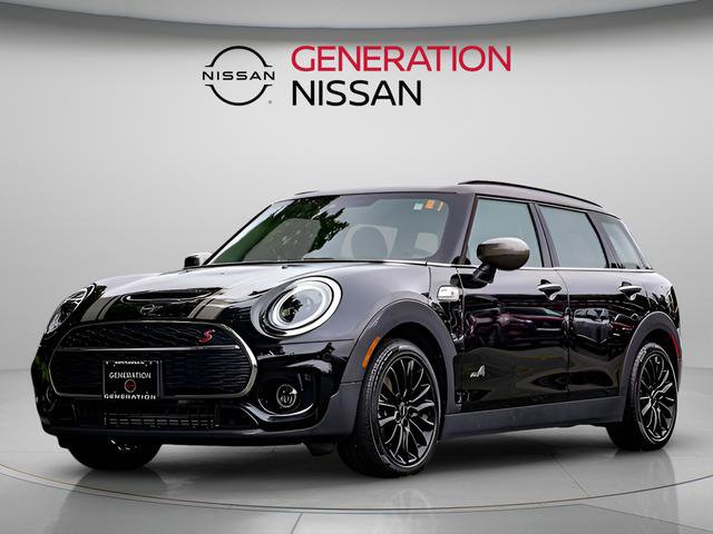 Used 2024 MINI Cooper Clubman S w/ Signature Upholstery Package image 4