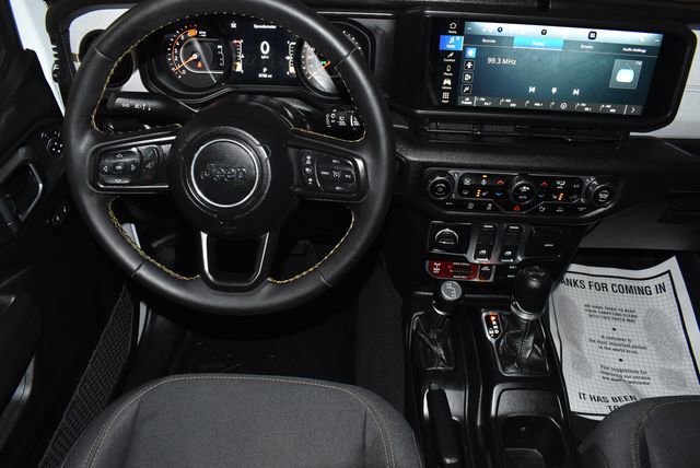 Used 2024 Jeep Wrangler Willys image 14
