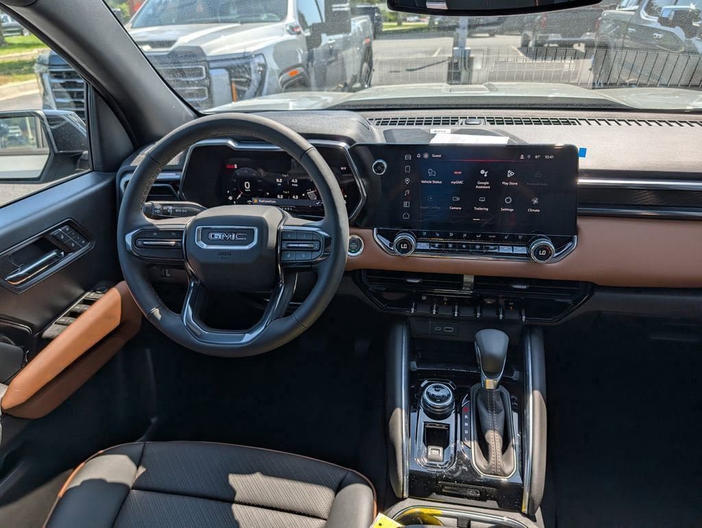 New 2026 GMC Canyon AT4 w/ Technology Plus Package AWD/4WD image 8