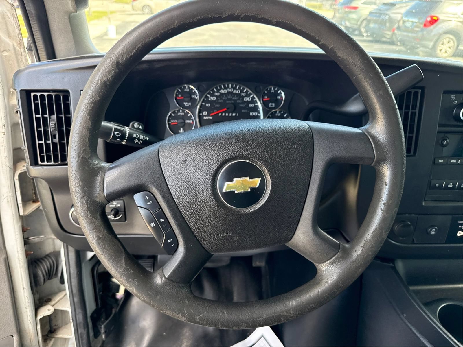 Used 2018 Chevrolet Express 3500 w/ Power Convenience Package RWD image 15