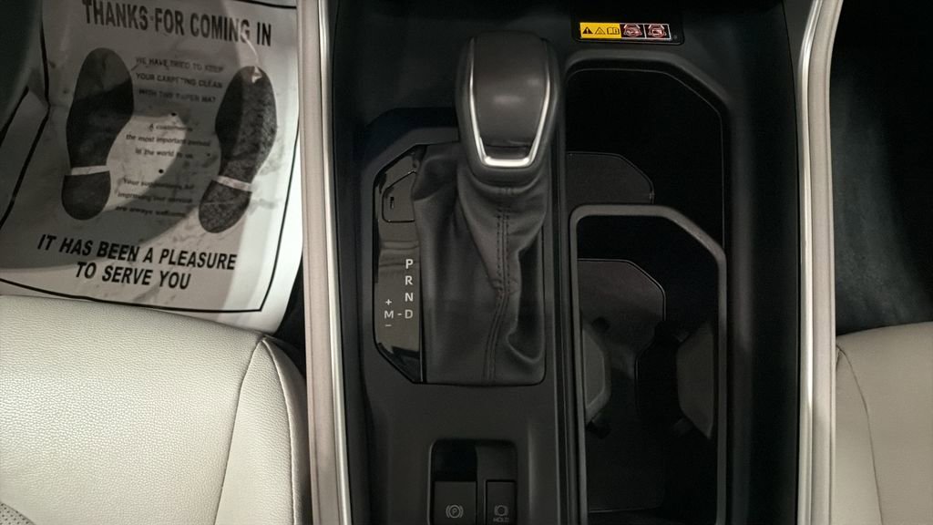 Used 2024 Toyota Grand Highlander XLE image 17