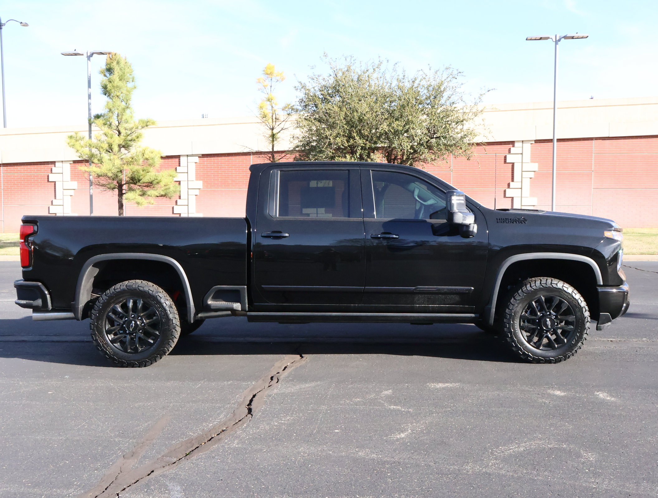 New 2026 Chevrolet Silverado 2500 High Country w/ Midnight Edition AWD/4WD image 34