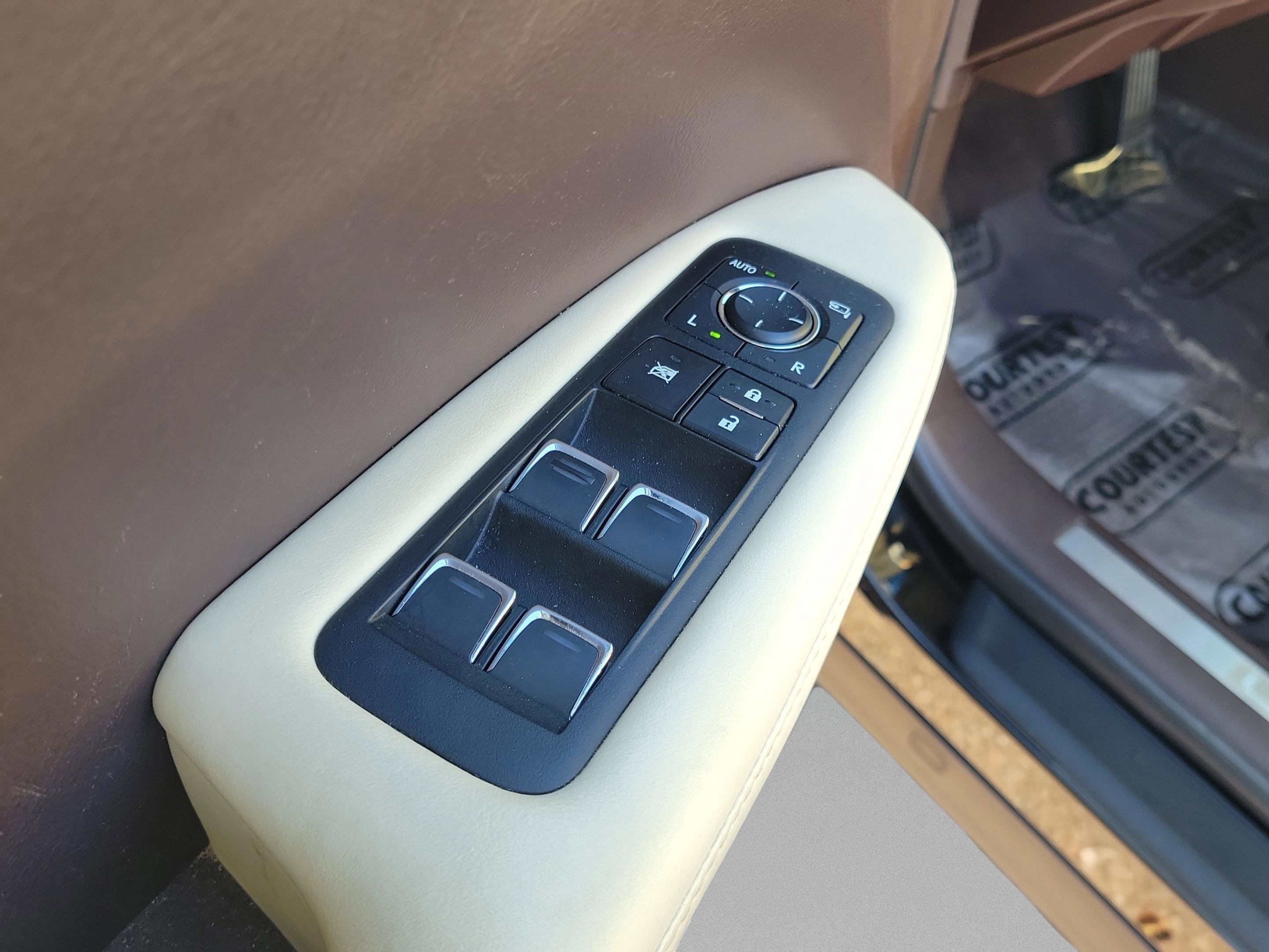 Used 2018 Lexus RX 350 FWD w/ Premium Package image 21