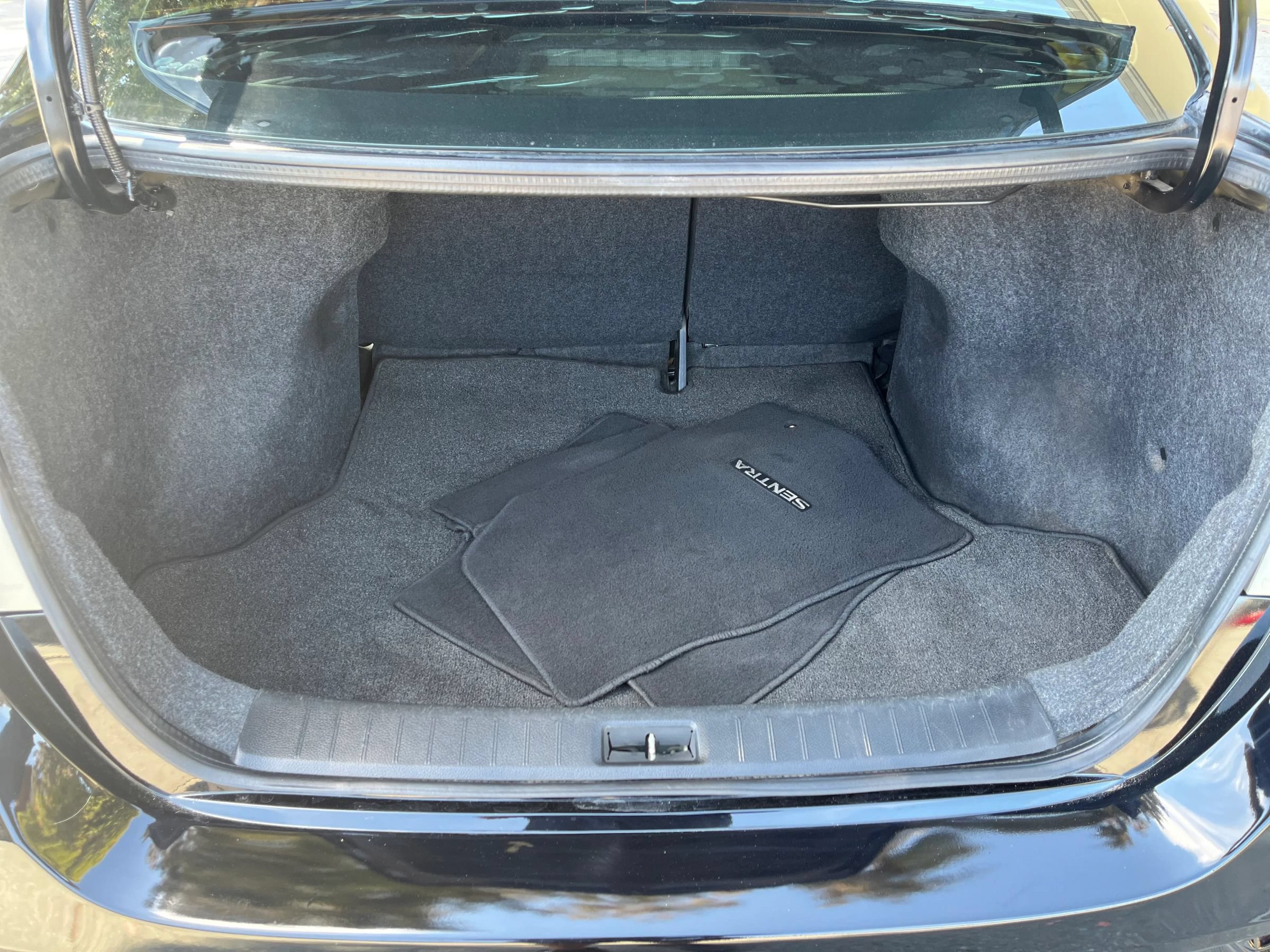 Used 2019 Nissan Sentra S FWD image 20