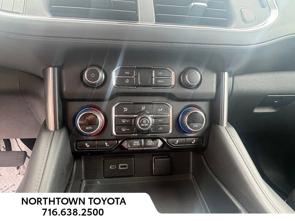 Used 2022 Chevrolet Tahoe LT w/ Luxury Package AWD/4WD image 19