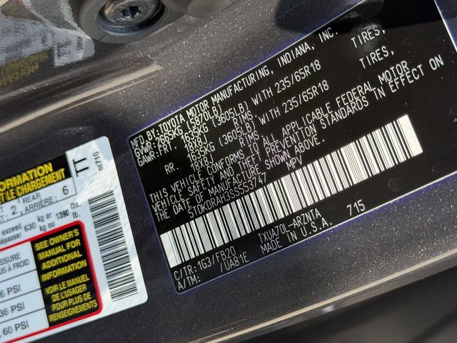 Certified 2025 Toyota Highlander LE FWD image 27