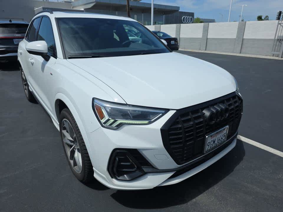 Used 2023 Audi Q3 2.0T Premium Plus w/ Premium Plus Package AWD/4WD image 4