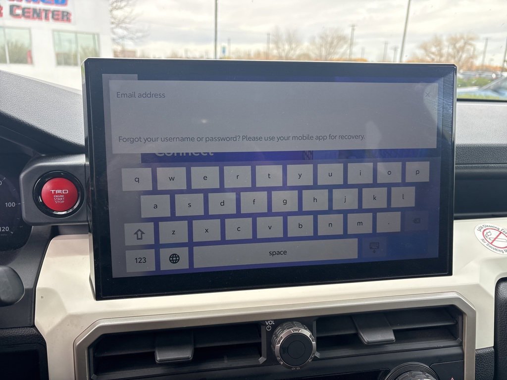 Used 2024 Toyota Tacoma TRD Off-Road image 12