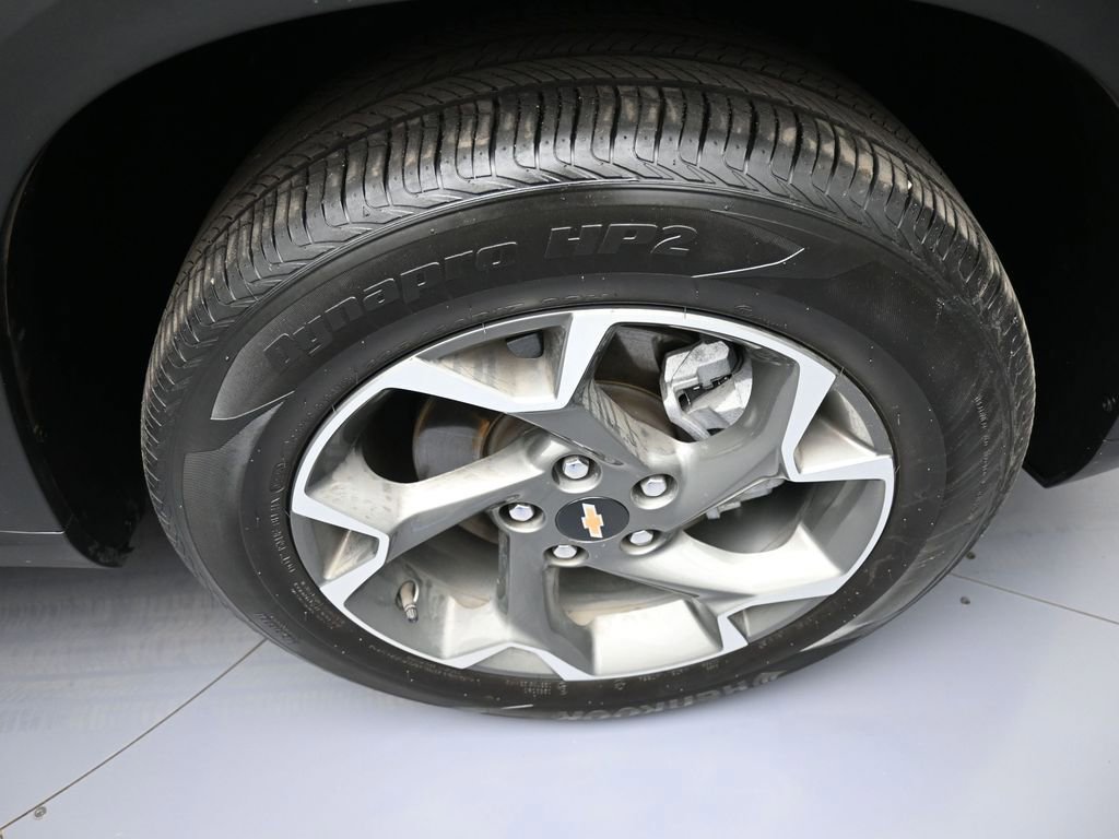 Used 2024 Chevrolet Trax LT w/ Driver Confidence Package image 13