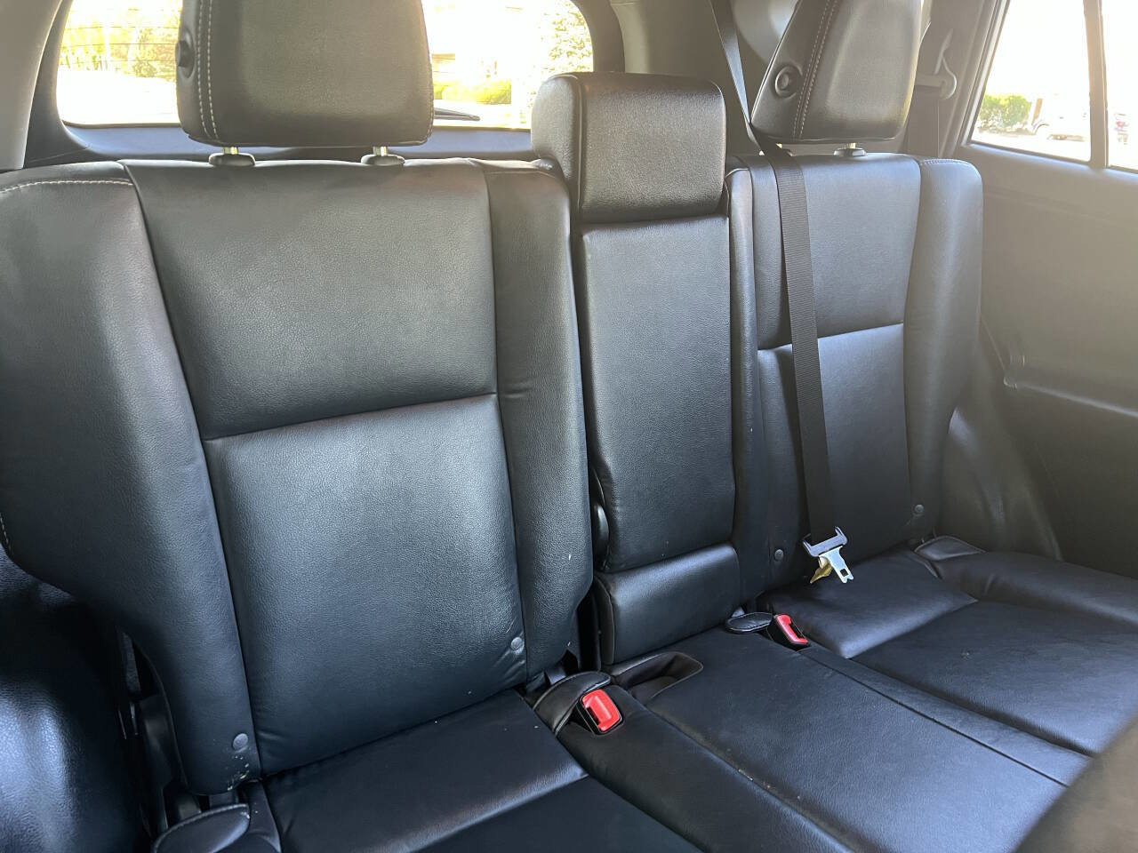 Used 2015 Toyota RAV4 Limited w/ Technology Package image 20