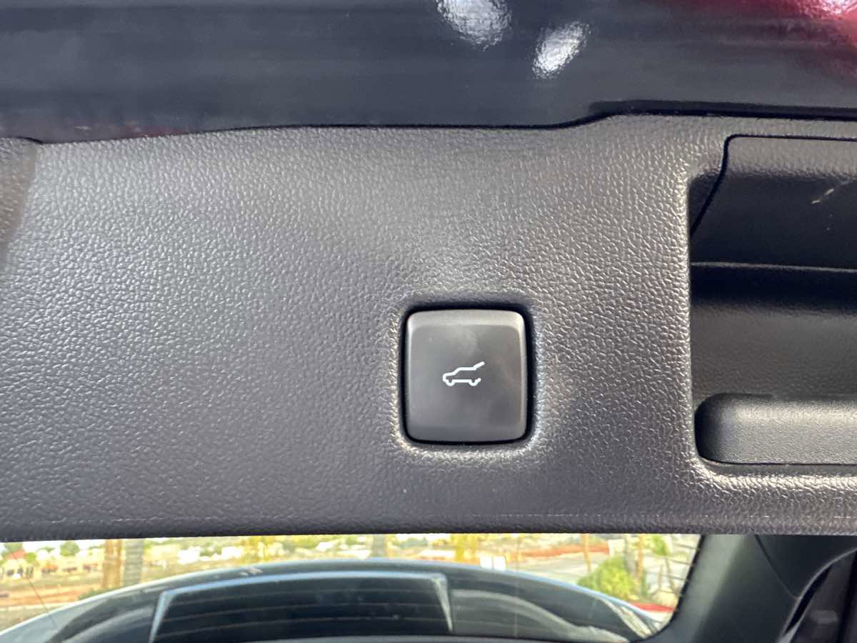 Used 2025 Ford Escape Active image 26