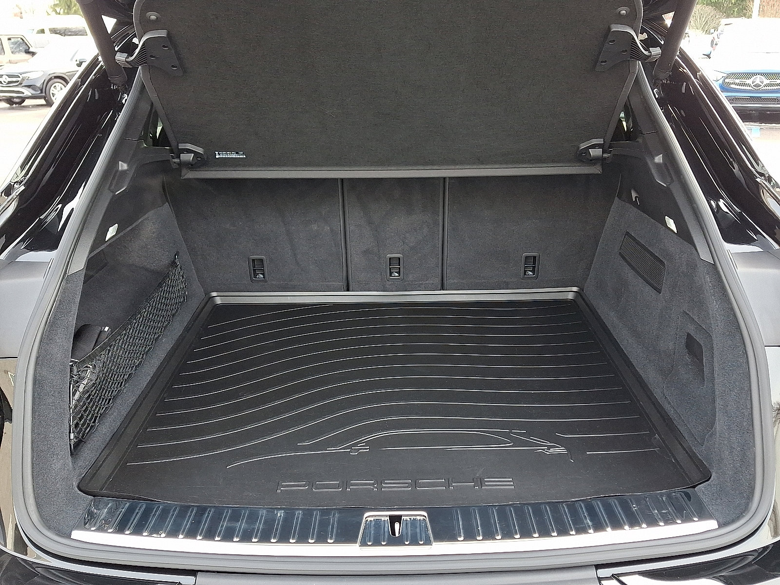 Used 2024 Porsche Cayenne Coupe image 31