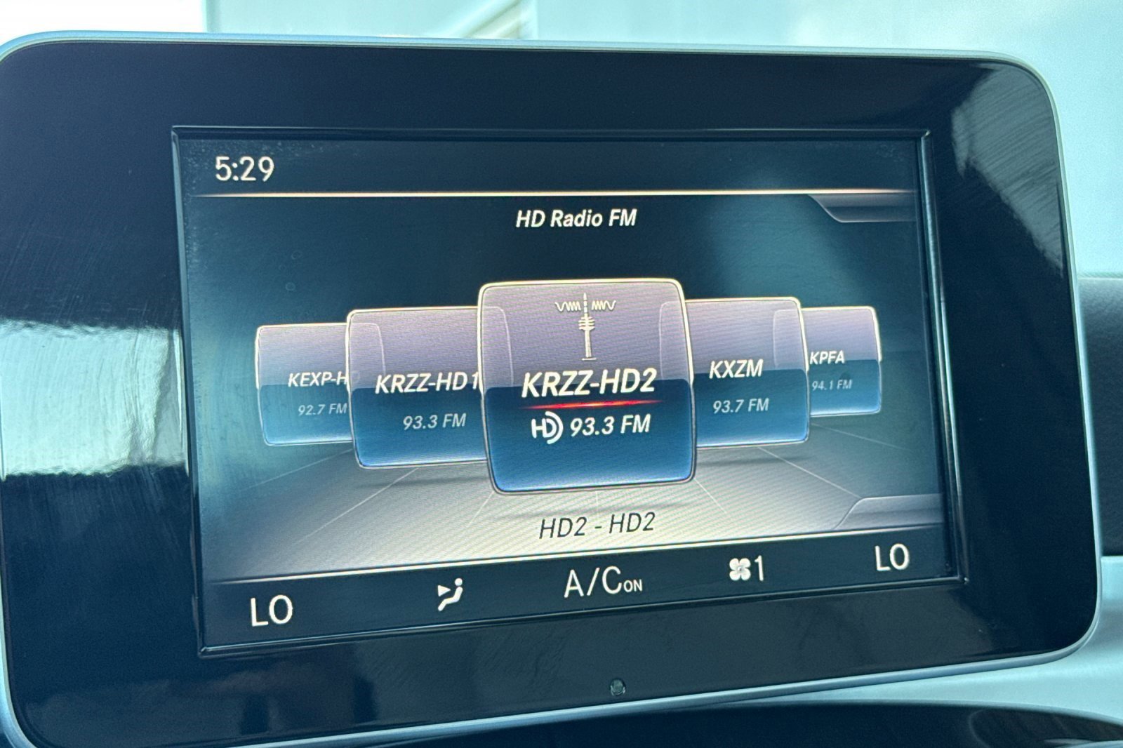 Certified 2017 Mercedes-Benz C 300 Sedan image 21