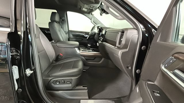 Used 2023 GMC Sierra 1500 SLT w/ SLT Convenience Package AWD/4WD image 30