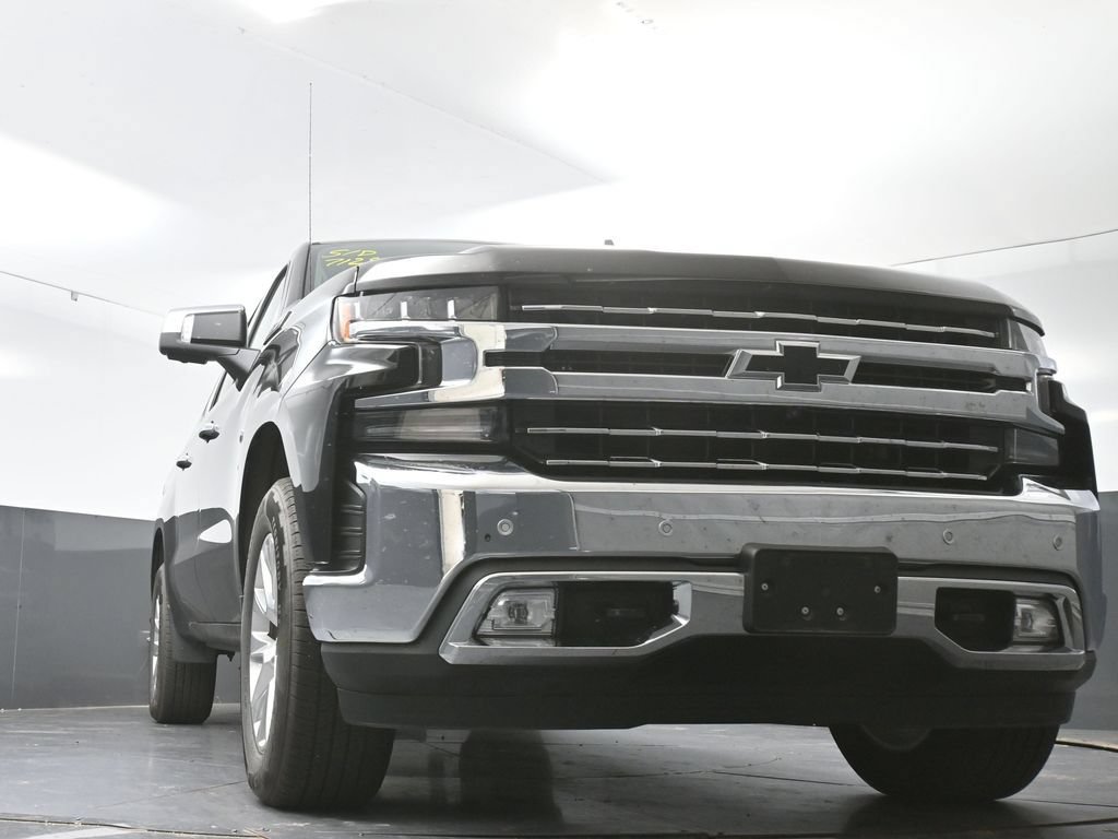 Used 2021 Chevrolet Silverado 1500 LTZ w/ LTZ Premium Package AWD/4WD image 25
