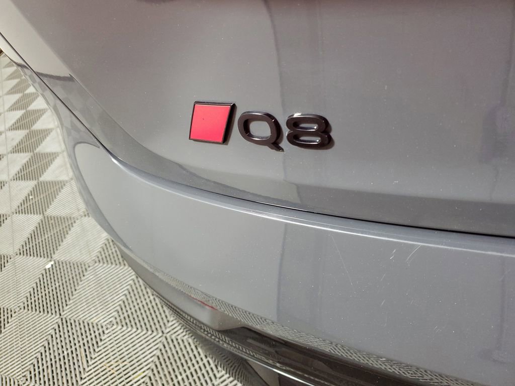 Certified 2024 Audi Q8 e-tron Prestige w/ Prestige Package AWD/4WD image 6