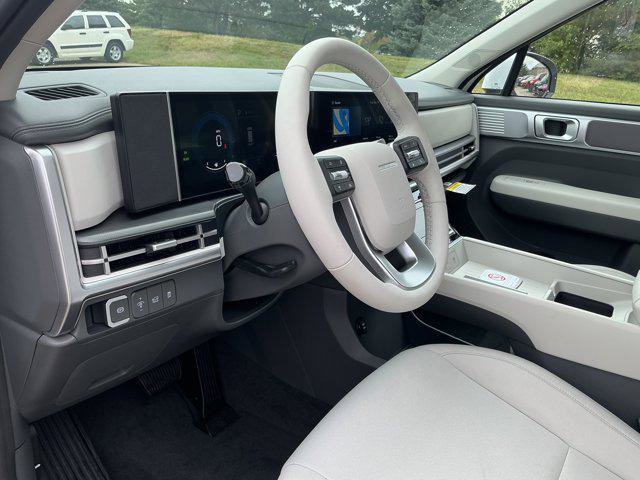 New 2026 Hyundai Santa Fe SE image 6