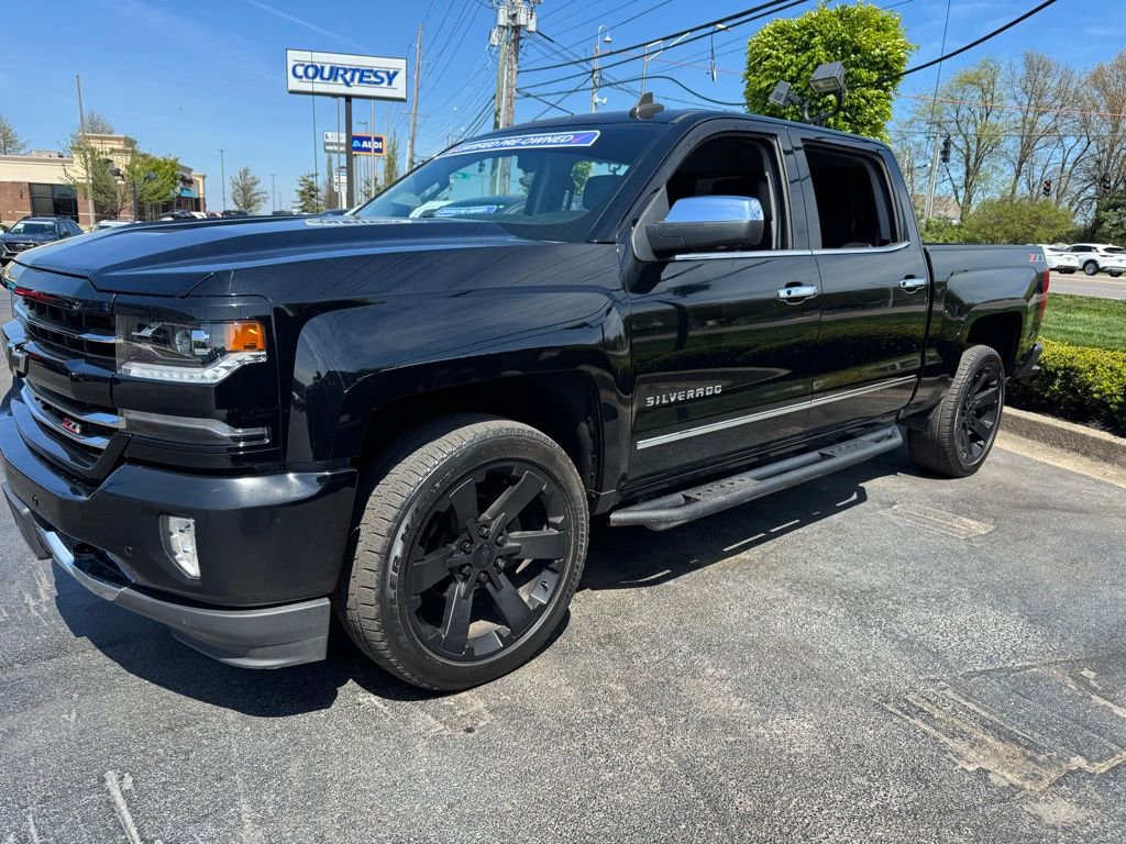 Used 2018 Chevrolet Silverado 1500 LTZ Z71 w/ LTZ Plus Package image 2