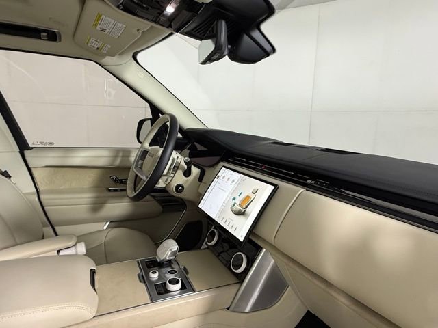 Used 2023 Land Rover Range Rover SV image 31