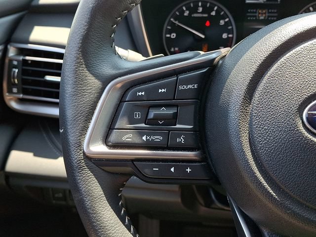 Used 2025 Subaru Outback Limited AWD/4WD image 22