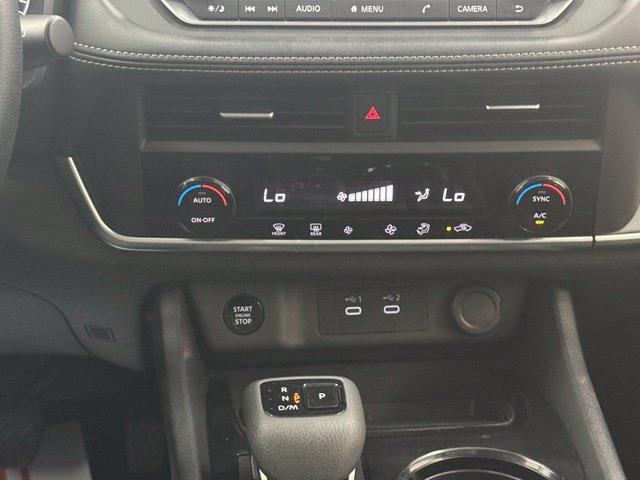 Used 2024 Nissan Rogue SV FWD image 17