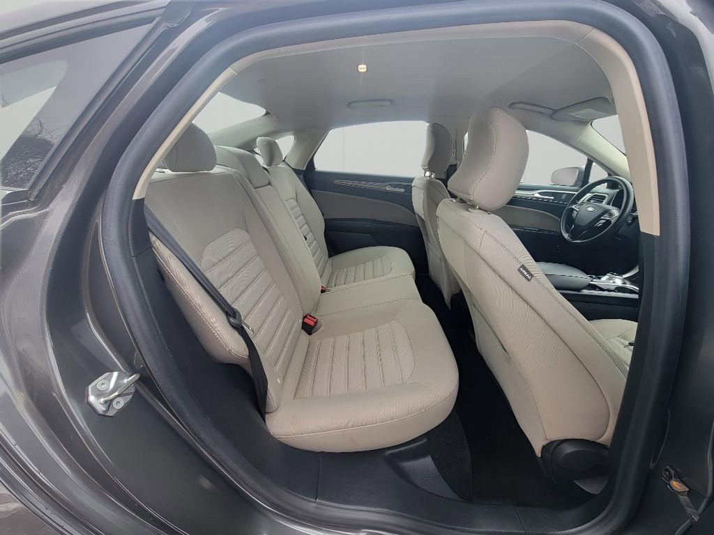 Used 2018 Ford Fusion S image 29