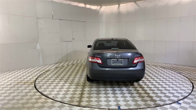Used 2011 Toyota Camry LE image 7