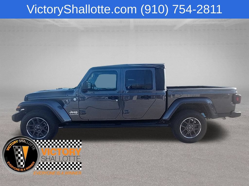 Used 2023 Jeep Gladiator Overland w/ Cold Weather Group AWD/4WD image 17
