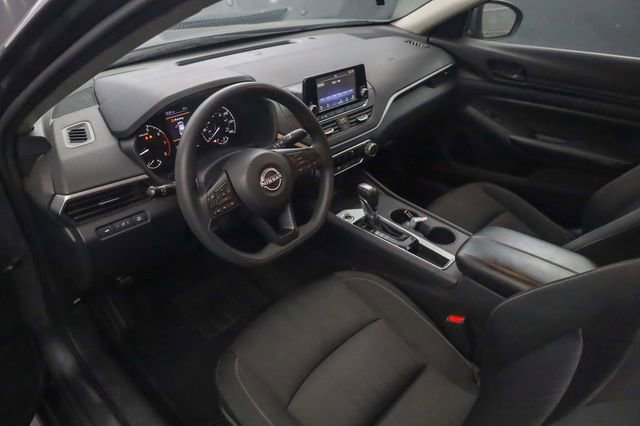 Used 2023 Nissan Altima 2.5 S FWD image 9