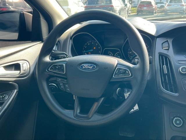 Used 2015 Ford Focus SE image 15