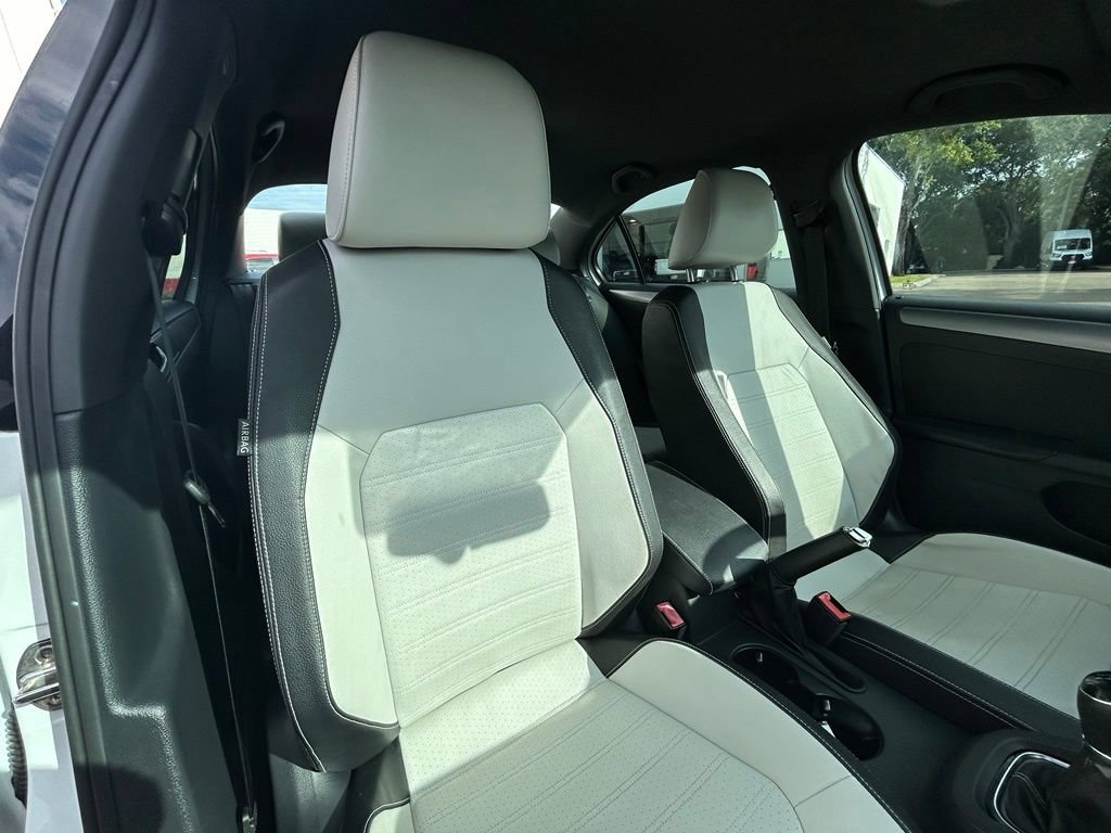 Used 2016 Volkswagen Jetta Sport FWD image 24