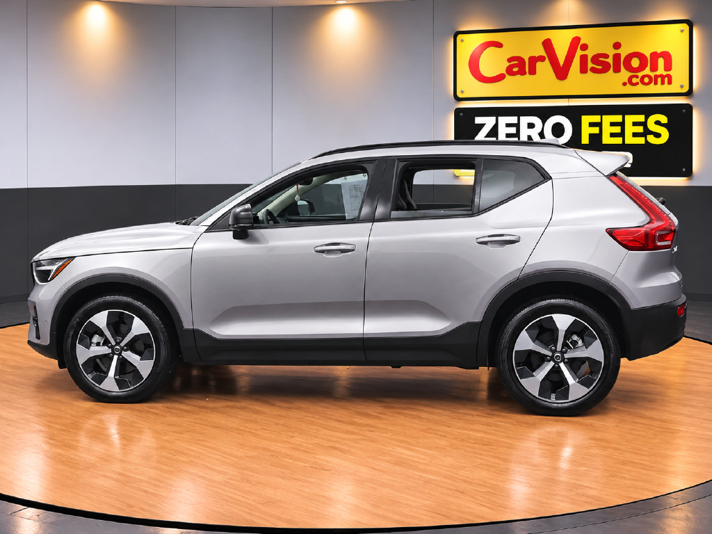 Used 2026 Volvo XC40 B5 Plus AWD/4WD image 4