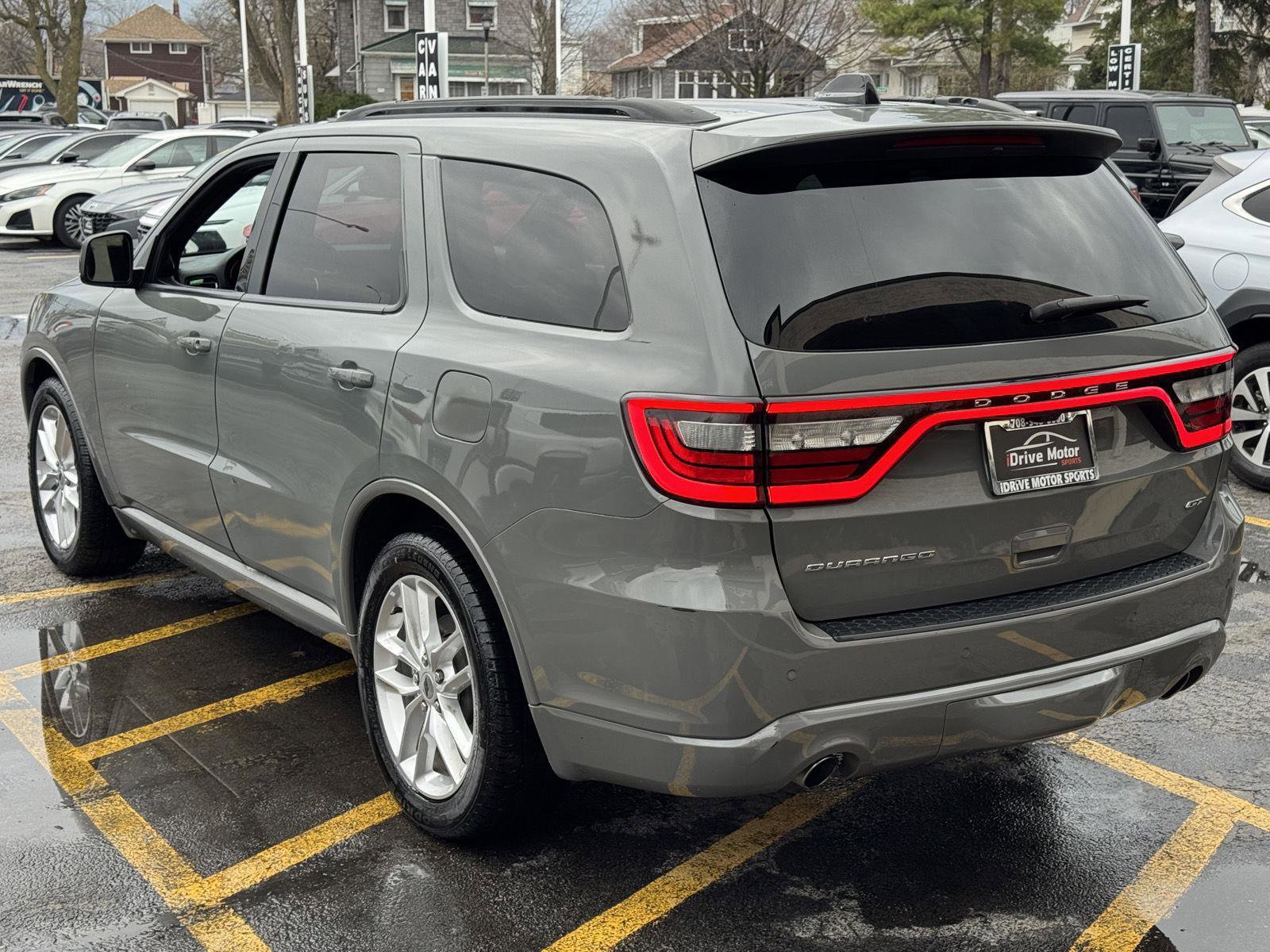 Used 2023 Dodge Durango GT RWD image 8