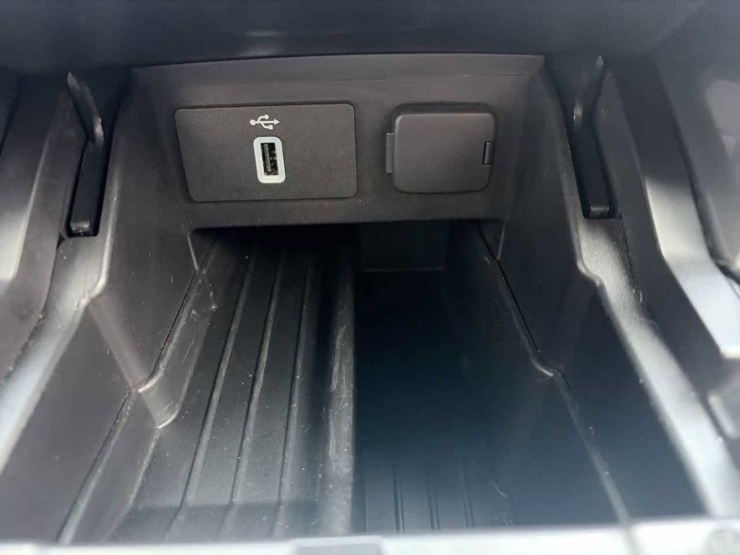 Used 2018 Ford Explorer Limited FWD image 24