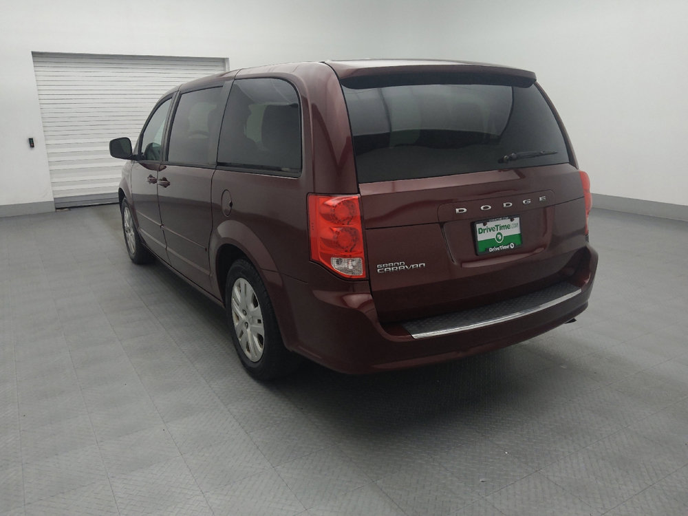 Used 2017 Dodge Grand Caravan SE image 5