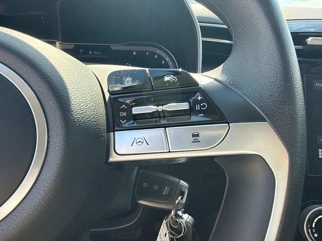 Used 2023 Hyundai Tucson SE image 30