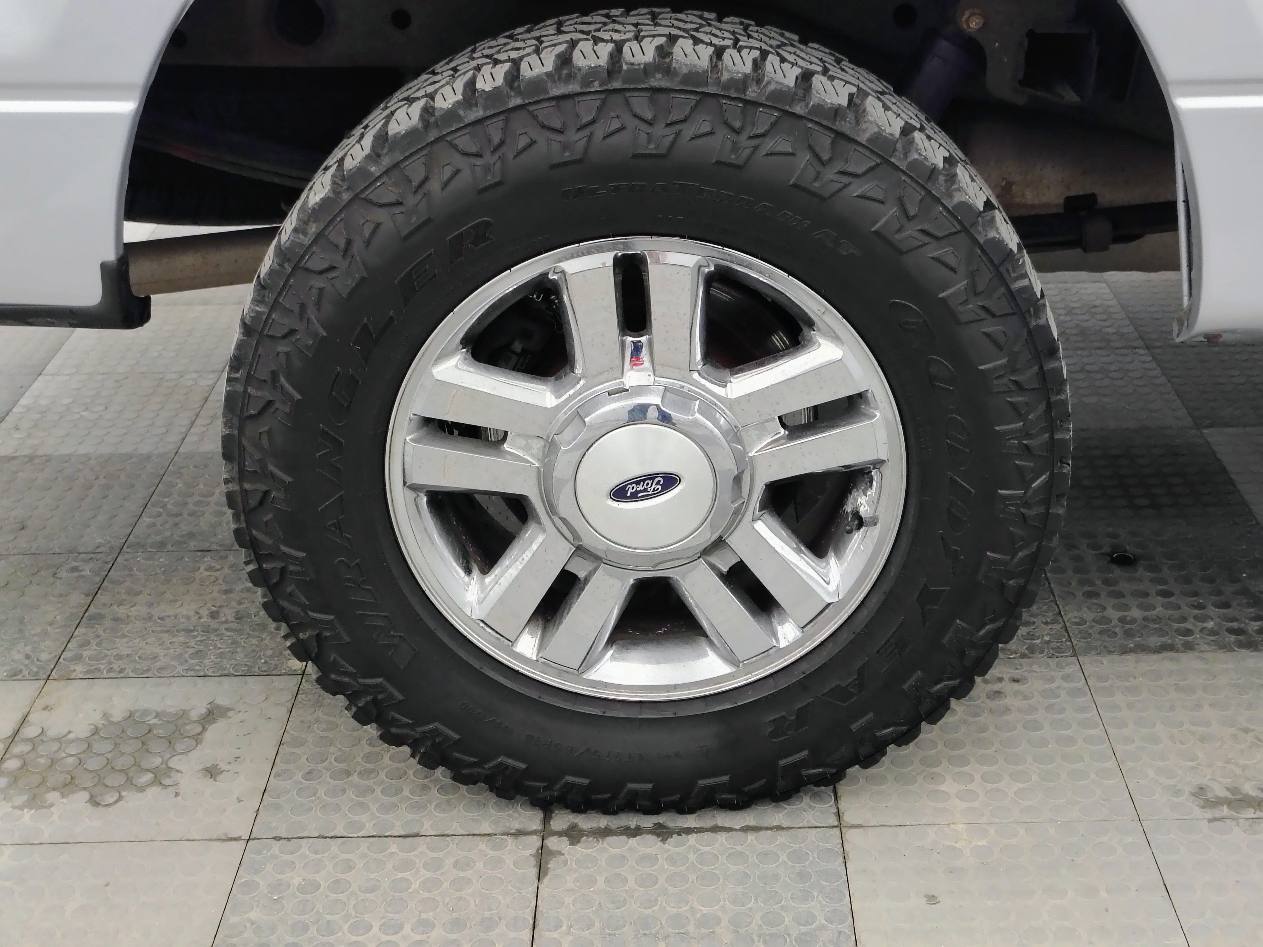 Used 2006 Ford F150 XLT image 12