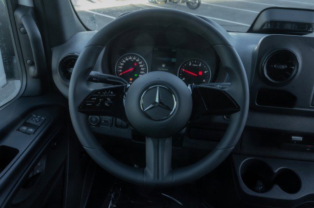 New 2025 Mercedes-Benz Sprinter 2500 image 21
