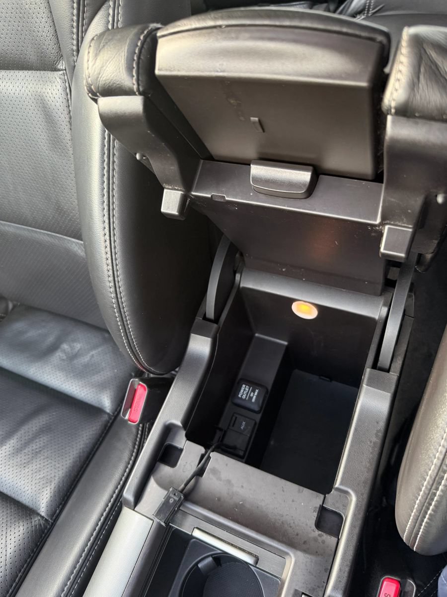 Used 2010 Acura TL SH-AWD image 36