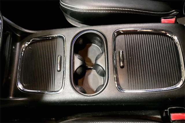 Used 2018 Dodge Grand Caravan SXT w/ Blacktop Package image 31