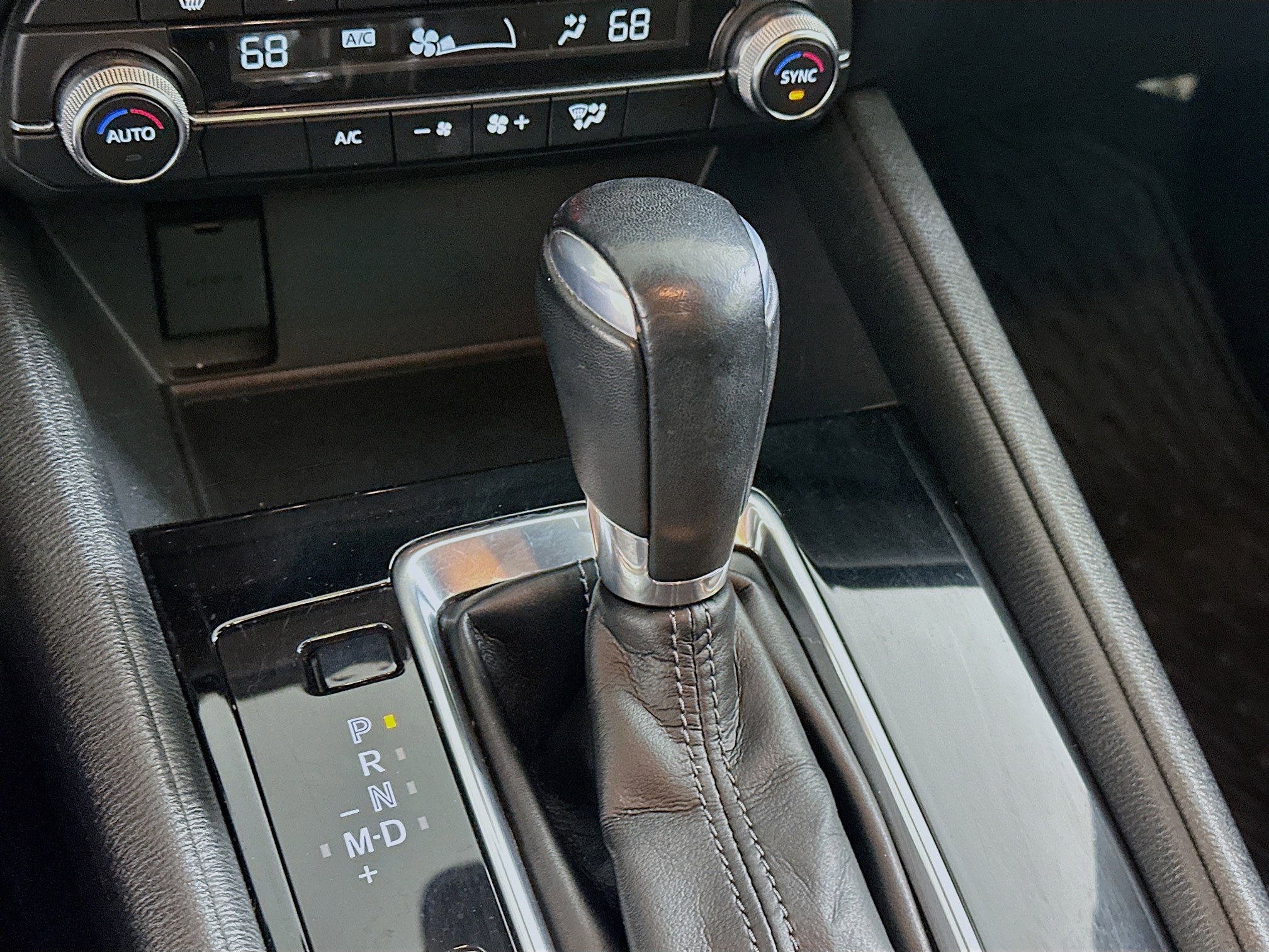 Used 2020 MAZDA CX-5 Touring image 25