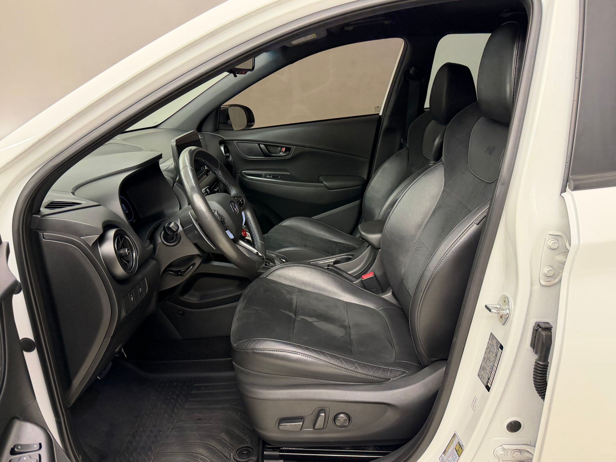 Used 2023 Hyundai Kona N w/ Cargo Package FWD image 5