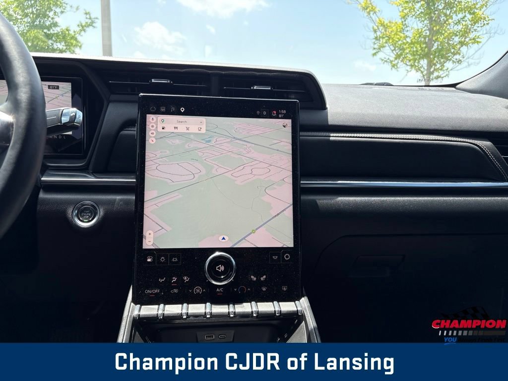 Used 2025 GMC Terrain Elevation AWD/4WD image 3