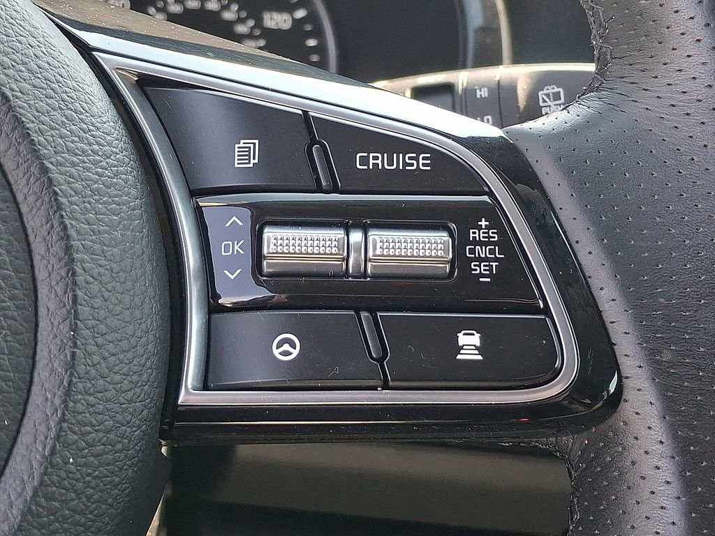 Certified 2023 Kia Seltos SX AWD/4WD image 16