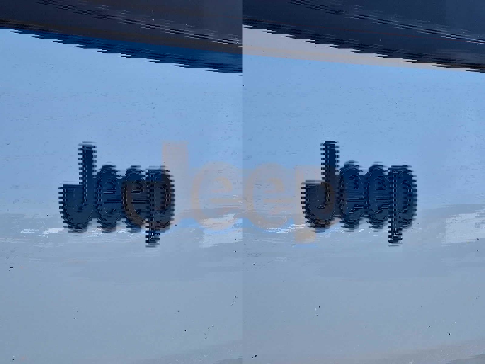 New 2025 Jeep Grand Cherokee L Laredo image 18