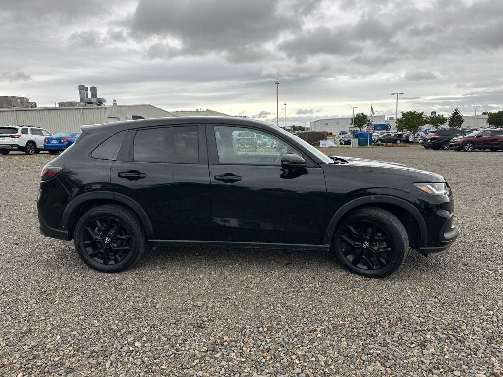 Used 2023 Honda HR-V Sport image 12