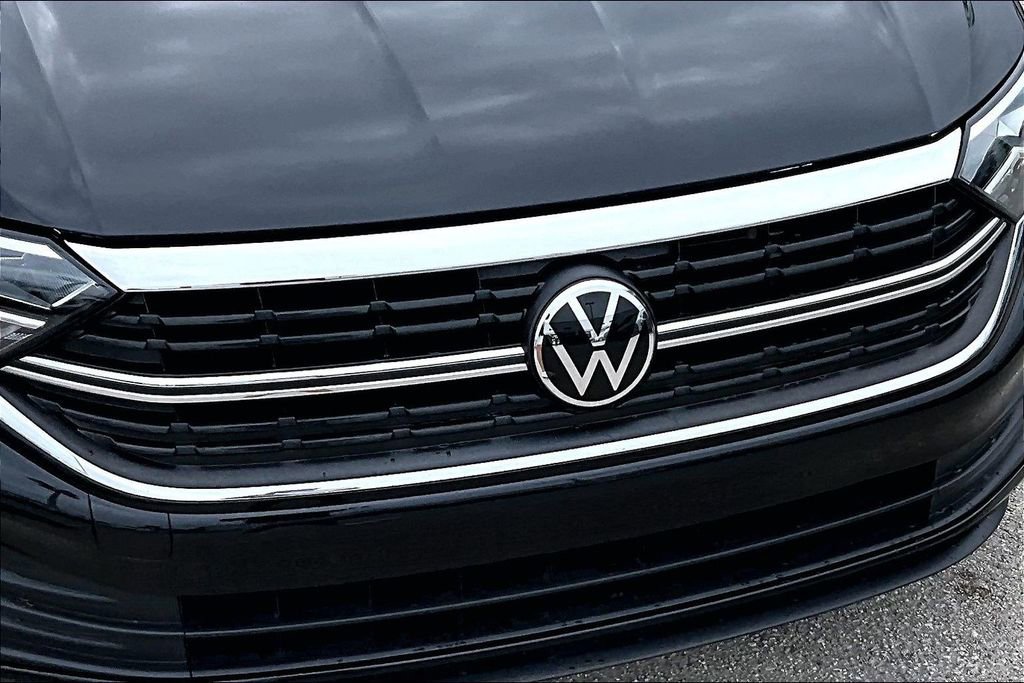 Certified 2024 Volkswagen Jetta S image 11